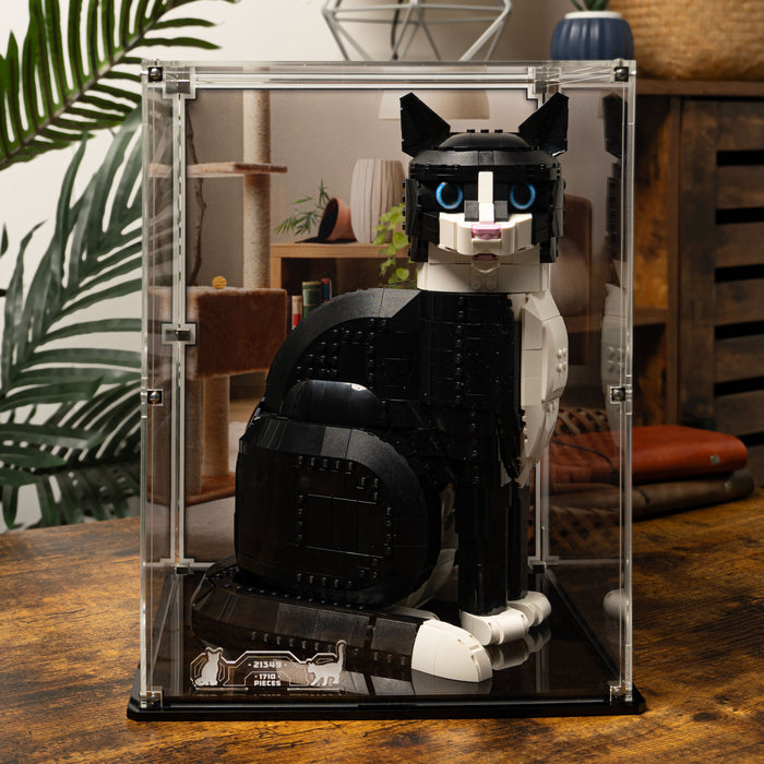 Display case for LEGO® Tuxedo Cat (21349)