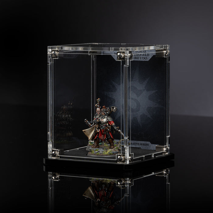 Limited Edition Display Case for Warhammer+ Cities Of Sigmar - Marshall Ashfield And Squire Udo