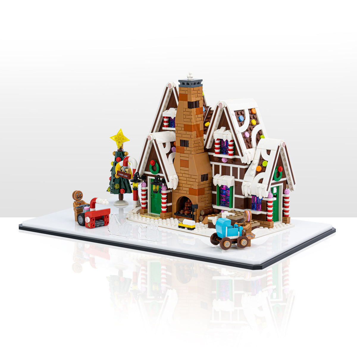 Display base for LEGO® Creator: Gingerbread House (10267) — Wicked